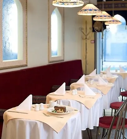 Hotel Albatross 3*